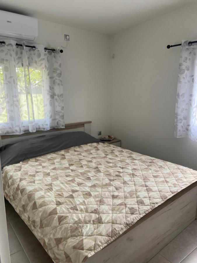فيلا M & F House أوروبوس المظهر الخارجي الصورة