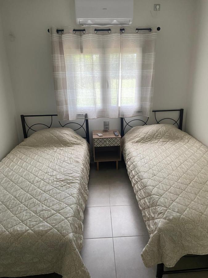 فيلا M & F House أوروبوس المظهر الخارجي الصورة